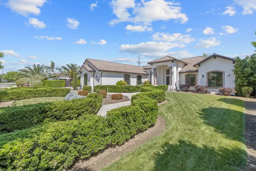 6702 W Harter Avenue, Visalia, CA 93277 - Image #2