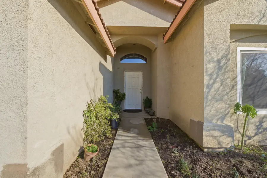 3204 S Cain Street, Visalia, CA 93292 - Image #3