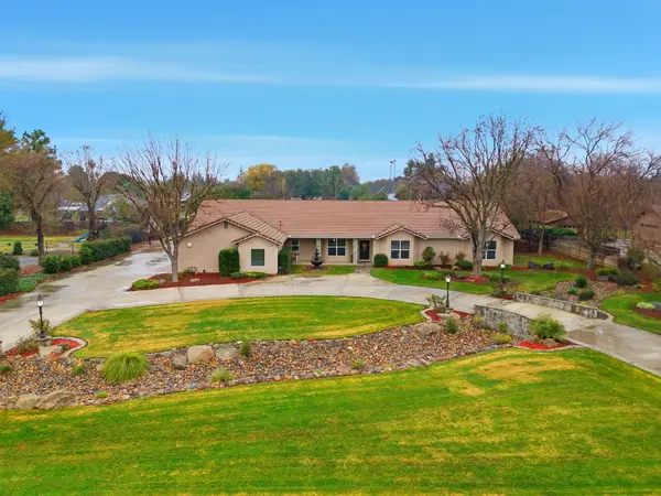 196 Hotchkiss Drive, Lemoore, CA 93245