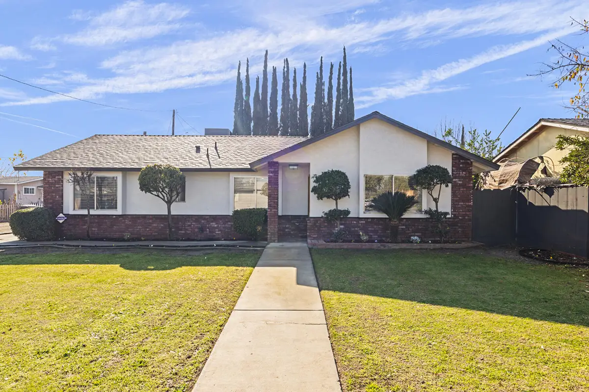 306 E Tulare Road, Lindsay, CA 93247 - Image #1