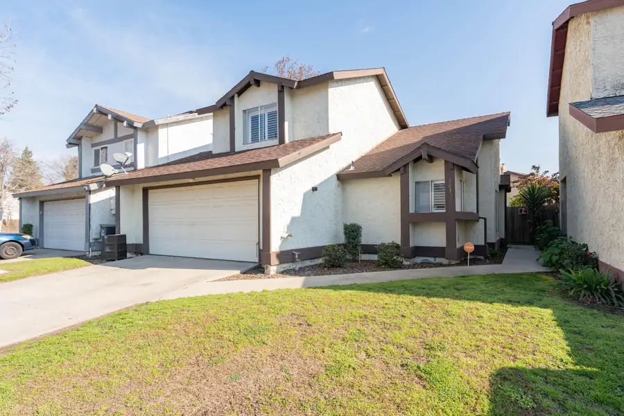 2234 N Edison Street, Visalia, CA 93292 - Image #2