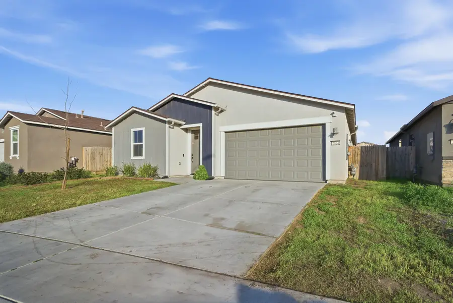 2824 S Cain Street, Visalia, CA 93292 - Image #2