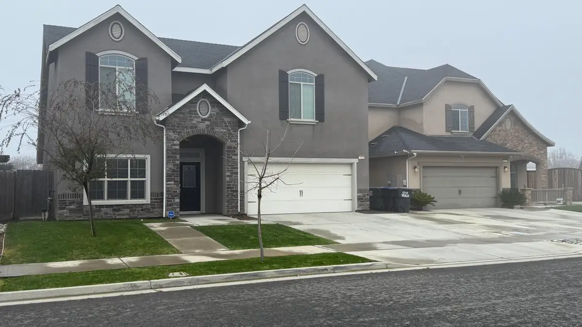 2315 N Elm Street, Visalia, CA 93291 - Image #1