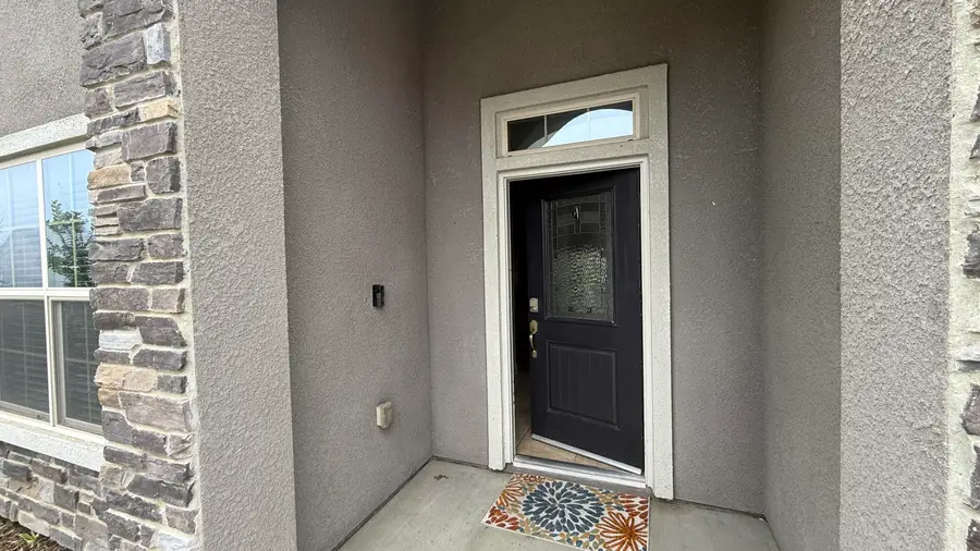 2315 N Elm Street, Visalia, CA 93291 - Image #3