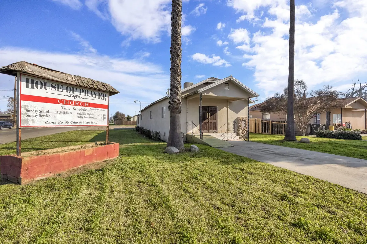 260 N Los Angeles Street, Tulare, CA 93274 - #1