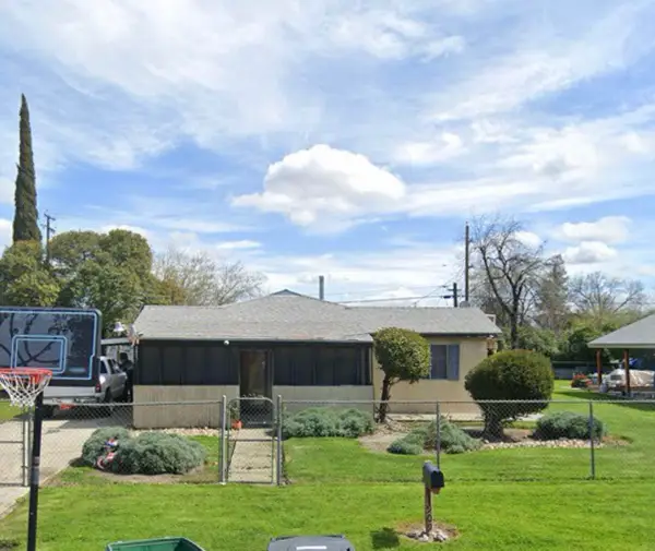 909 Flory Avenue, Corcoran, CA 93212