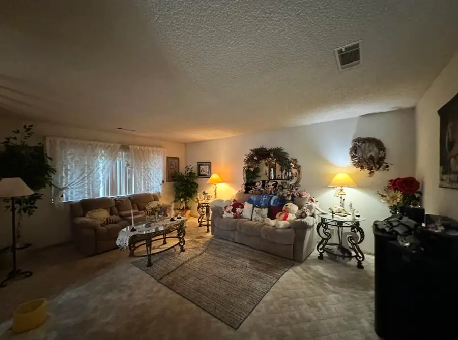 809 Pioneer Avenue, Porterville, CA 93257 - Image #3