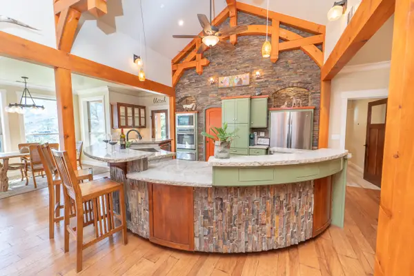 43433 Kaweah River Drive, Three Rivers, CA 93271