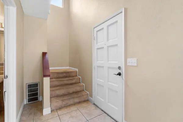 1217 E Ferguson Avenue, Visalia, CA 93292 - #3