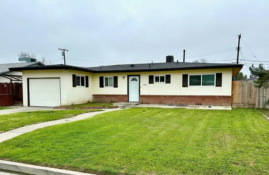 10902 San Madina Drive, Hanford, CA 93230 - #2