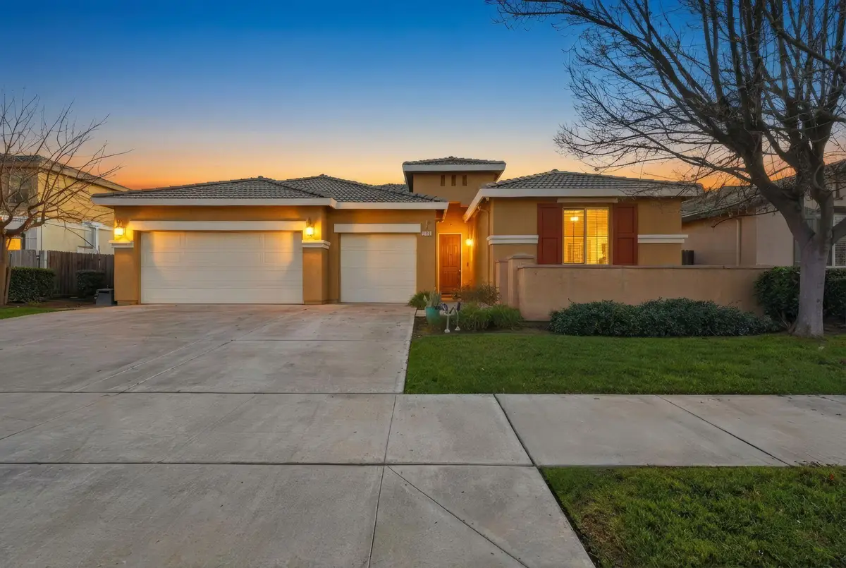 1023 Revere Way, Lemoore, CA 93245 - #1