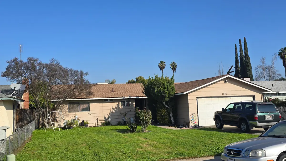 1932 W Prospect Avenue, Visalia, CA 93291 - #1