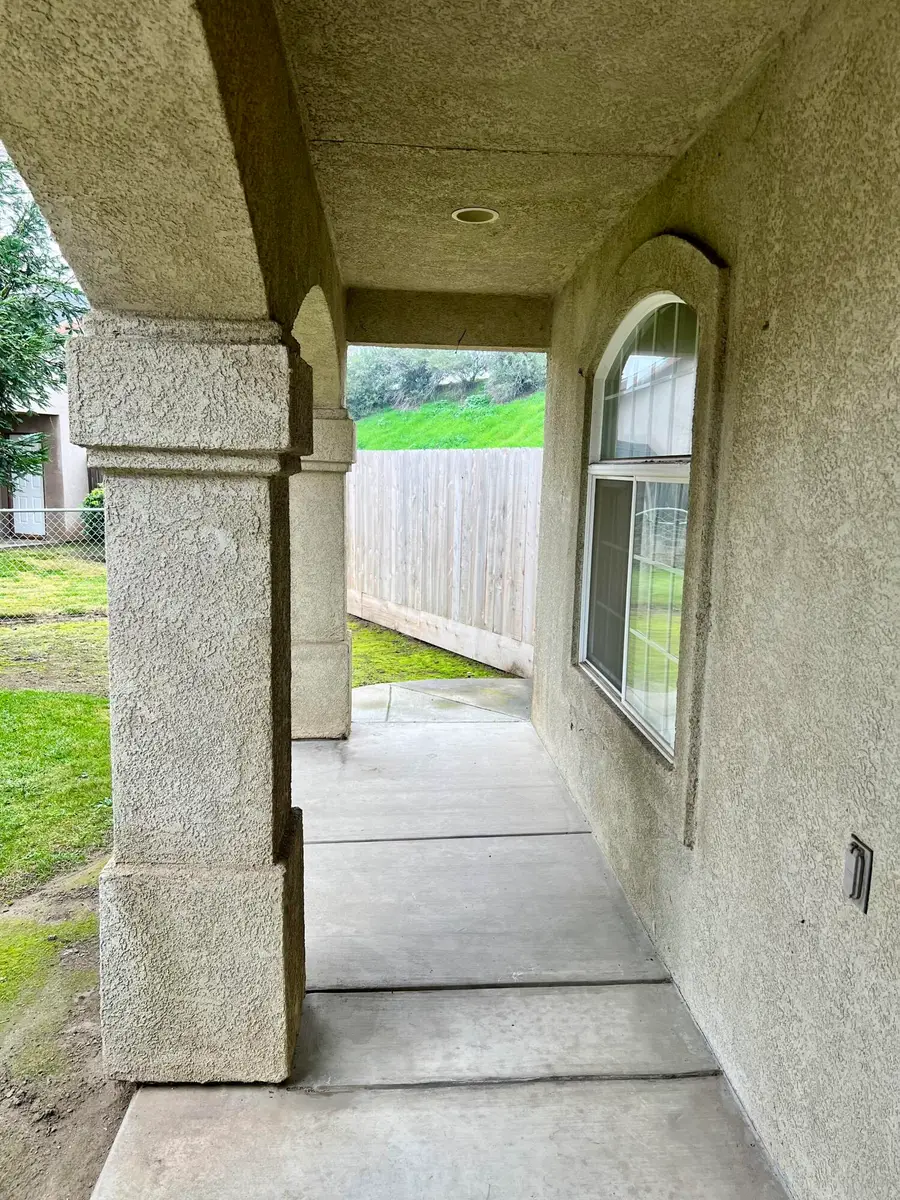 1176 San Carlos Street, Porterville, CA 93257 - Image #3