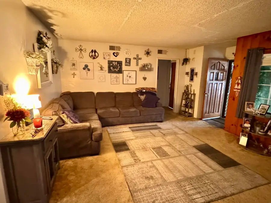 161 Linda Vista Drive, Lindsay, CA 93247 - #3