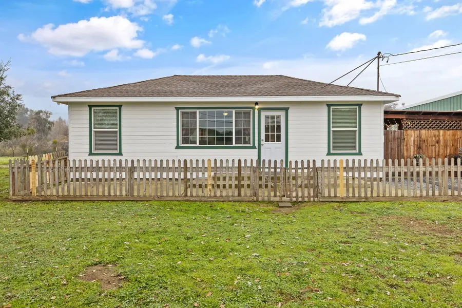 36871 Millwood Drive, Woodlake, CA 93286 - Image #3