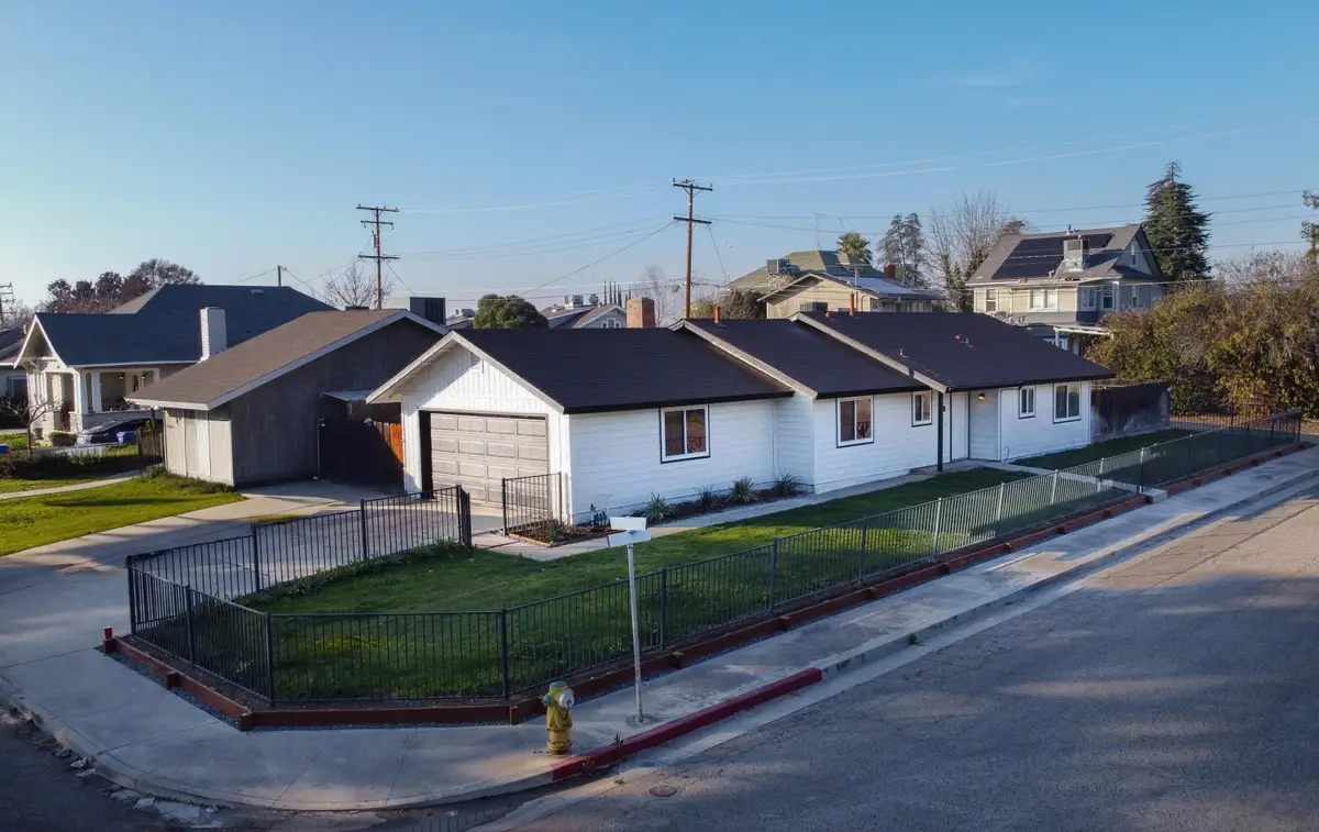 460 E Oak Avenue, Porterville, CA 93257 - Image #1