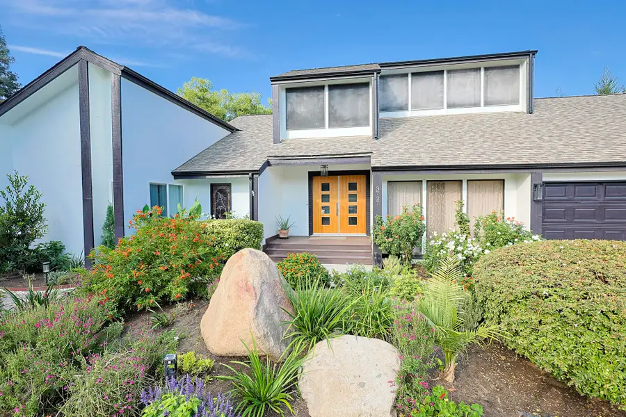 3727 W Mill Creek Drive, Visalia, CA 93291 - Image #2