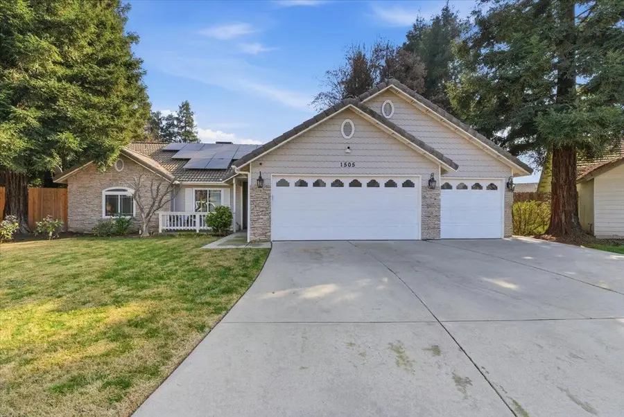 1505 N Arden Court, Visalia, CA 93292 - Image #2