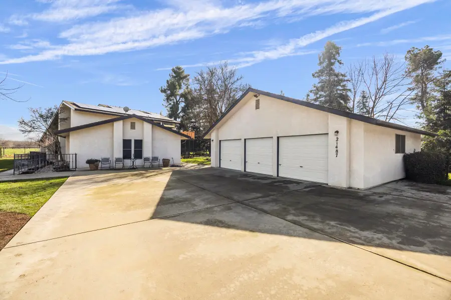 21487 Ave 332, Woodlake, CA 93286 - #3