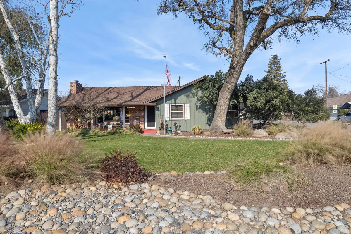 1508 W Cambridge Avenue, Visalia, CA 93277 - Image #1