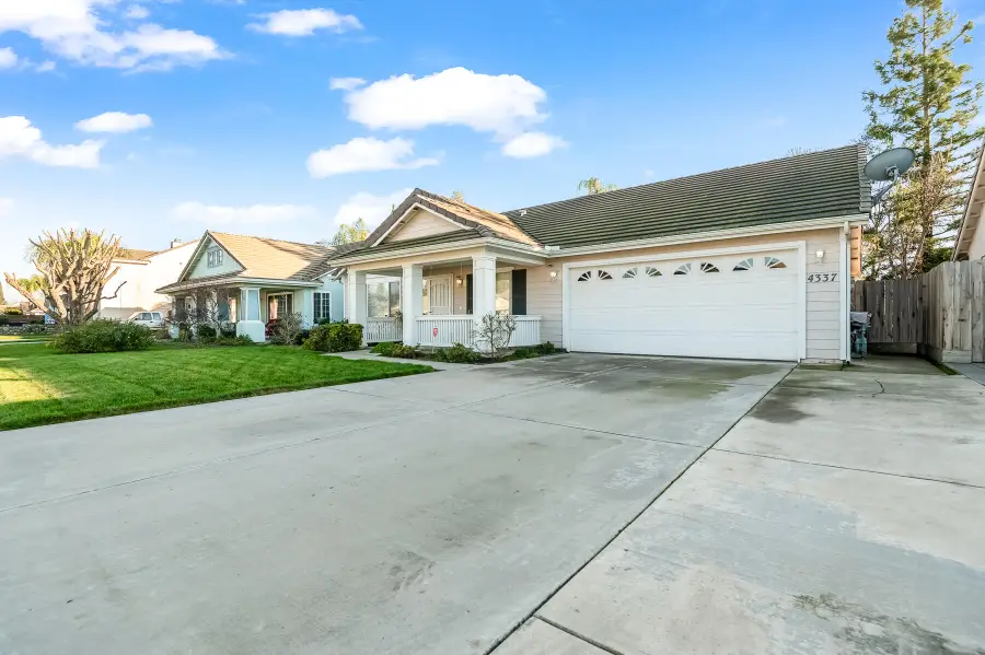 4337 W Concord Court, Visalia, CA 93277 - Image #3