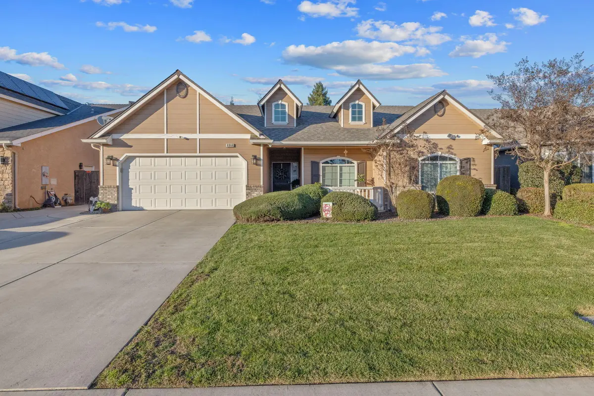 4944 W Lark Avenue W, Visalia, CA 93291 - Image #1