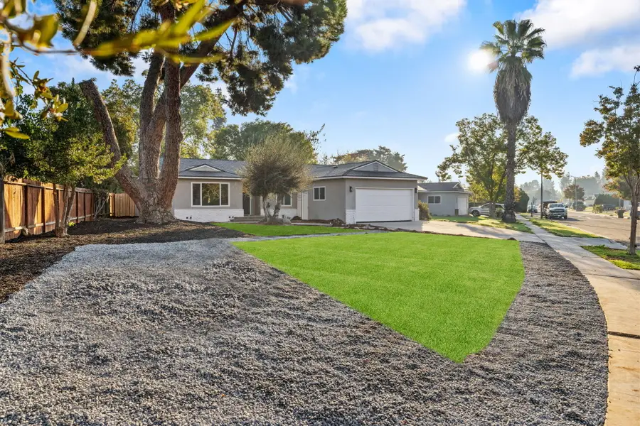 5374 N Santa Fe Avenue, Fresno, CA 93711 - #3