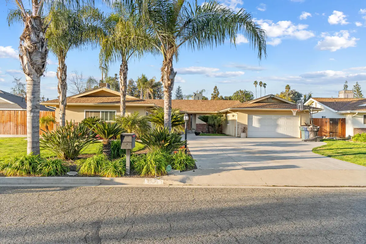 908 N Beatrice, Tulare, CA 93274 - Image #1