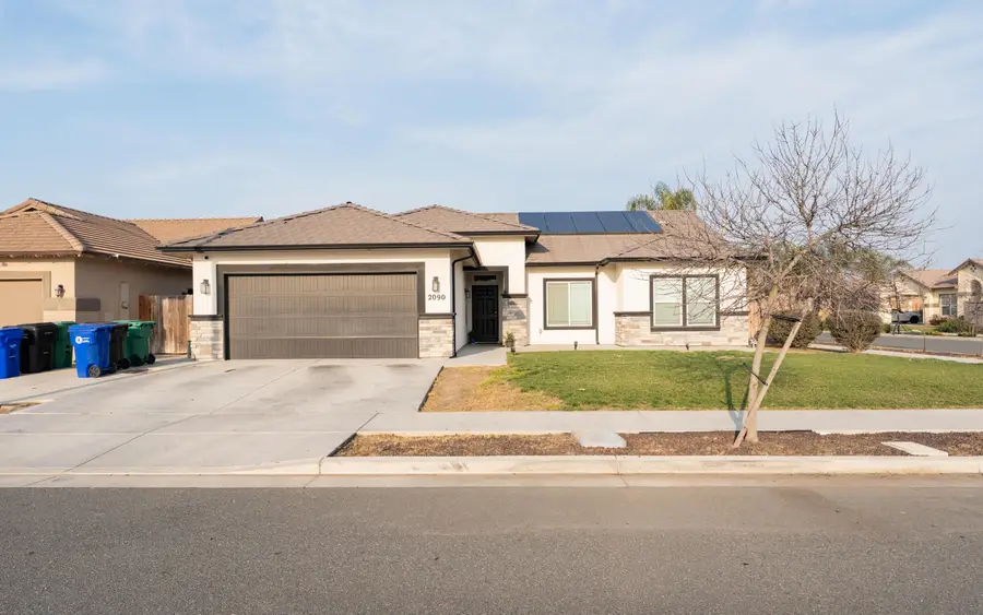 2090 W River Springs Avenue, Porterville, CA 93257 - #2