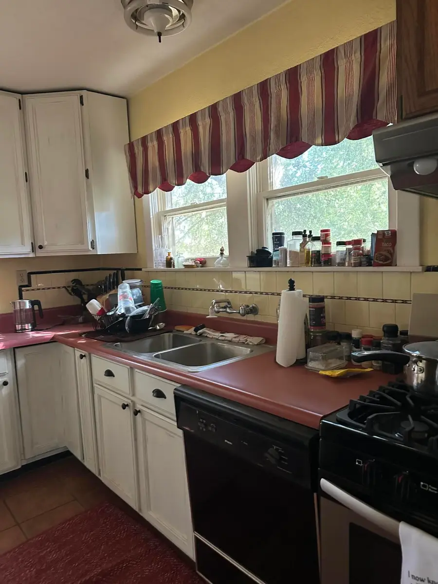 1516 Jepsen Avenue, Corcoran, CA 93212 - #2