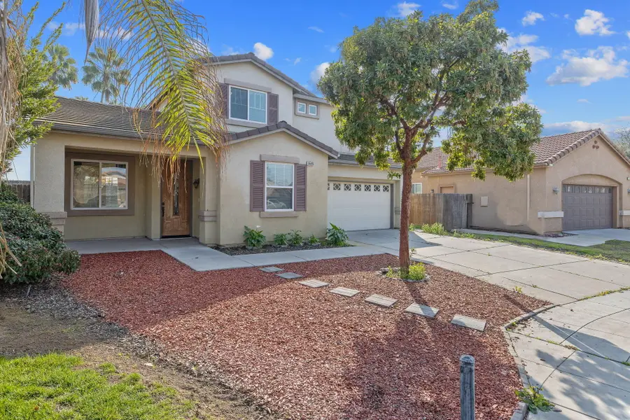 5586 E Atchison Street, Fresno, CA 93727 - Image #2
