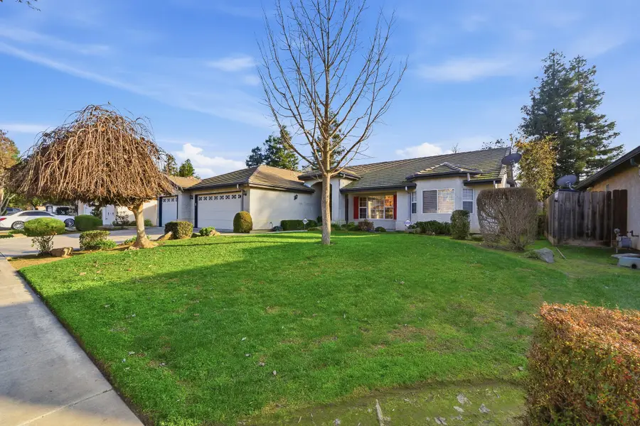 187 Mitchell Avenue, Tulare, CA 93274 - Image #2