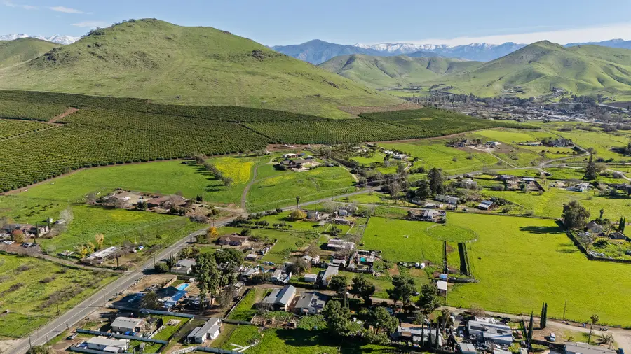 27795 Avenue 146 #A, Porterville, CA 93257 - #2