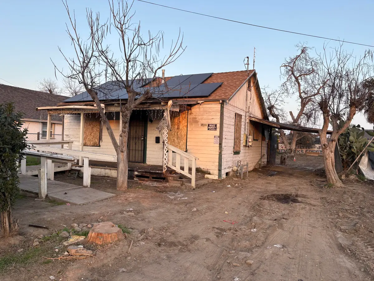 1432 N Turner Street, Visalia, CA 93291 - #1