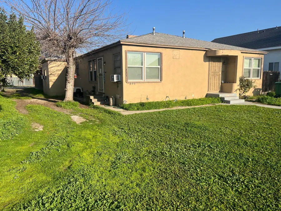 229 S I Street, Exeter, CA 93221 - #2