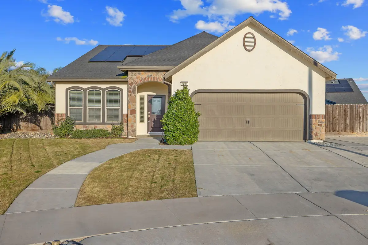 2006 W Hopkins Way, Hanford, CA 93230 - #1