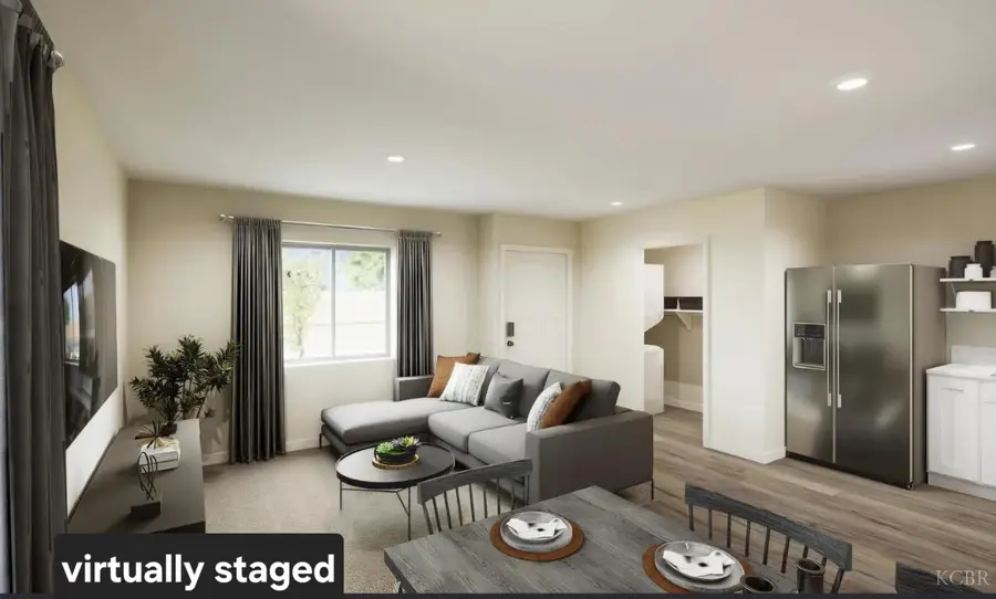 725 James Avenue, Corcoran, CA 93212 - #2