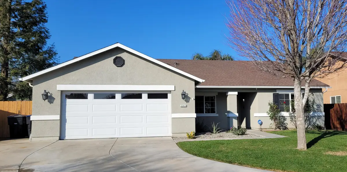 2542 E Parkview Avenue, Visalia, CA 93292 - Image #1