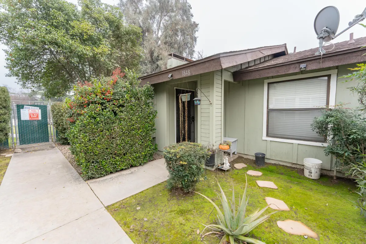 1848 E Vassar Drive, Visalia, CA 93292 - Image #1