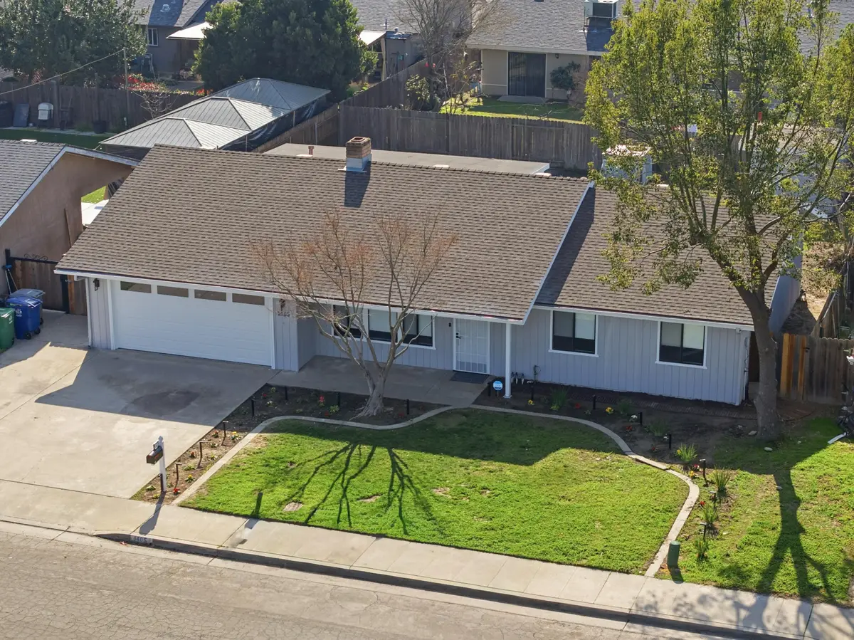 1405 Huntsman Avenue, Selma, CA 93662 - #1