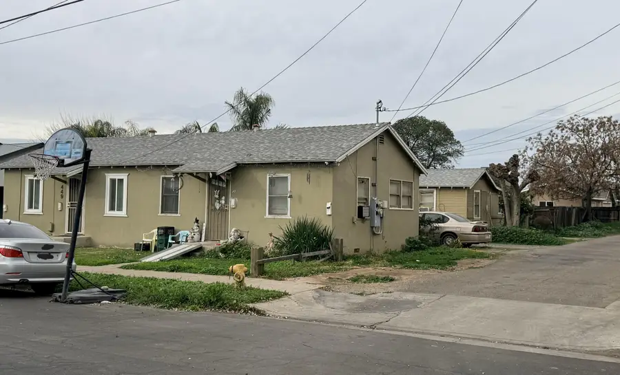 447 W Maple Street, Exeter, CA 93221 - #3