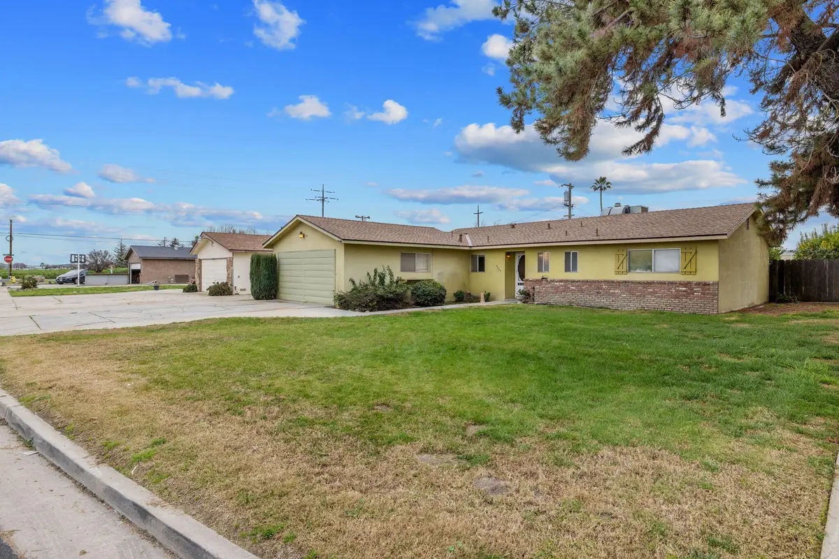 2009 Charles Street, Corcoran, CA 93212 - #1