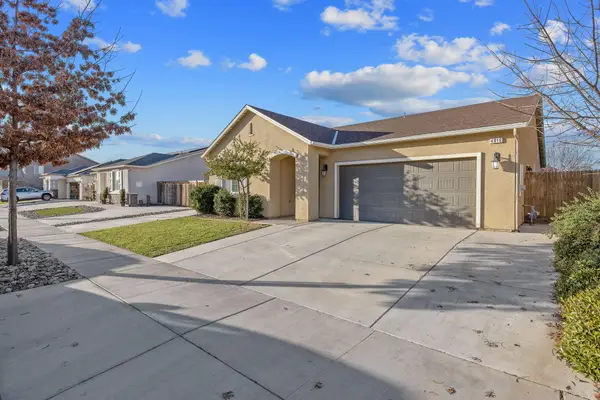 4016 E Cypress Avenue, Visalia, CA 93292