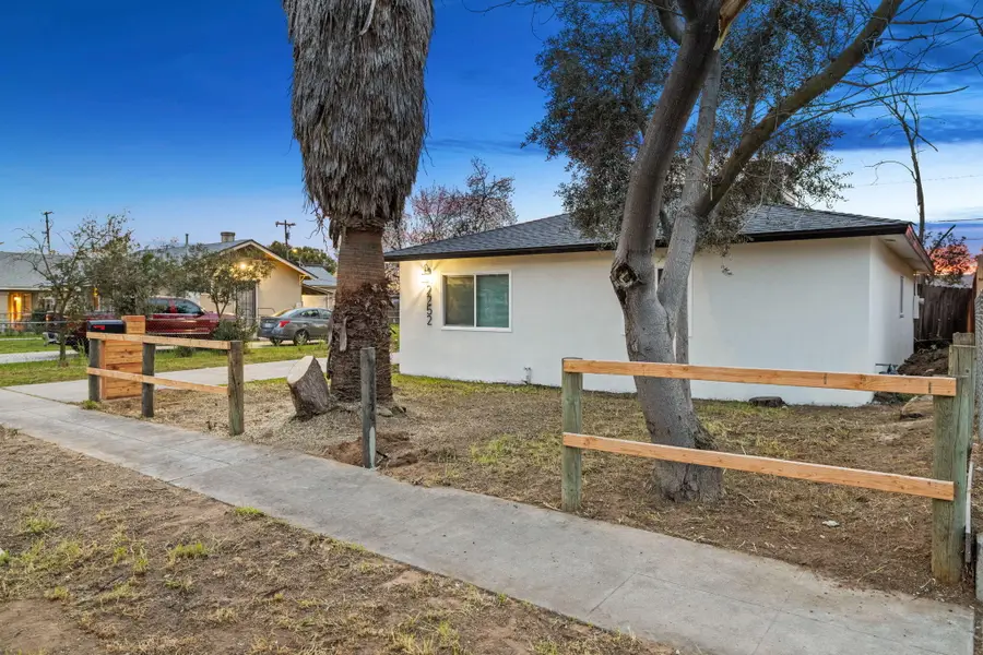 2252 S Eunice Avenue, Fresno, CA 93706 - #3