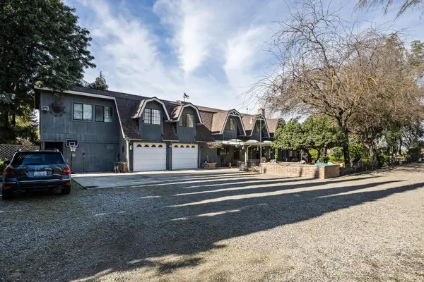 1138 Riverway Drive, Visalia, CA 93291