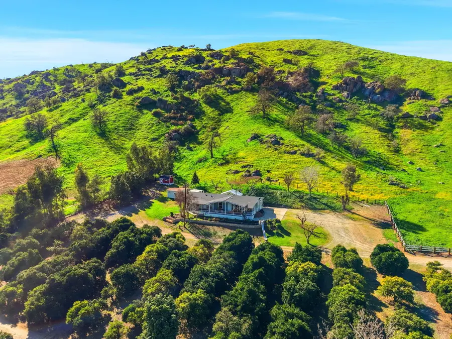 31967 Sierra Drive, Lemon Cove, CA 93244 - #3