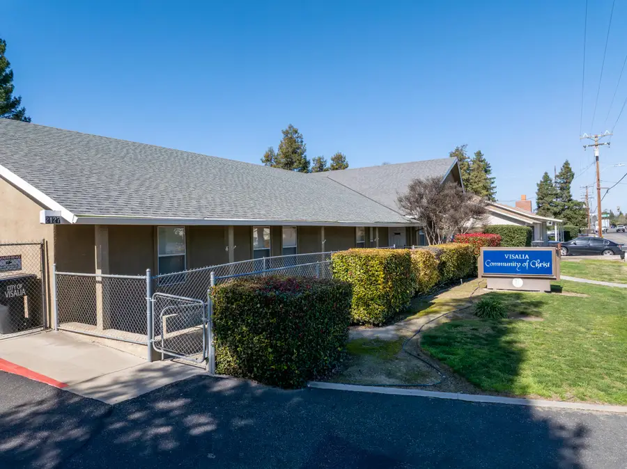 2127 S Giddings Street, Visalia, CA 93277 - #2
