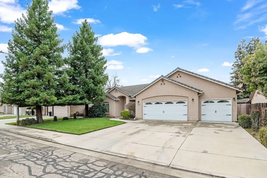 2303 S Conyer Court, Visalia, CA 93277 - #2