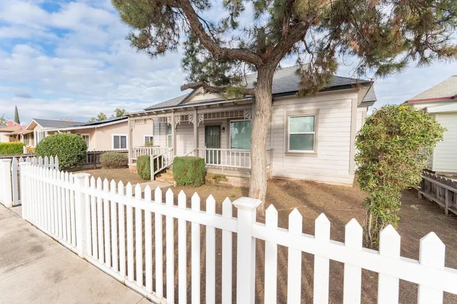 533 S Kaweah Avenue, Exeter, CA 93221 - #3