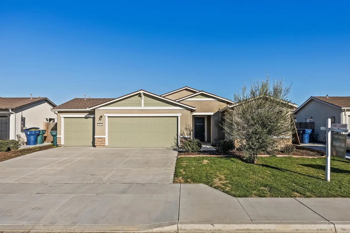 584 Shadow Creek Court, Tulare, CA 93274 - #1